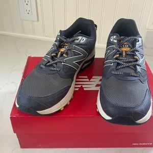 New Balance Trail Runner